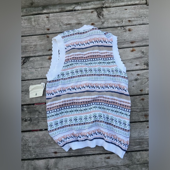 Knit Vest size Large - Picture 6 of 7